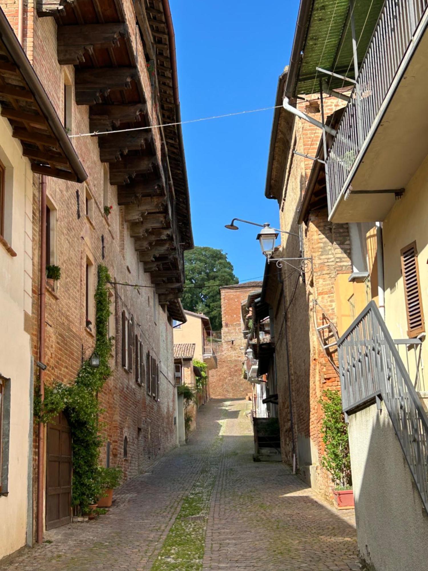 Hotel Al Vicolo Uno Montemagno  Exteriér fotografie